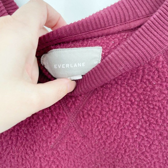 Everlane Renew Teddy Fleece Pullover Sweater Sz M Red Oxblood Stretch Raglan Slv - Picture 4 of 9